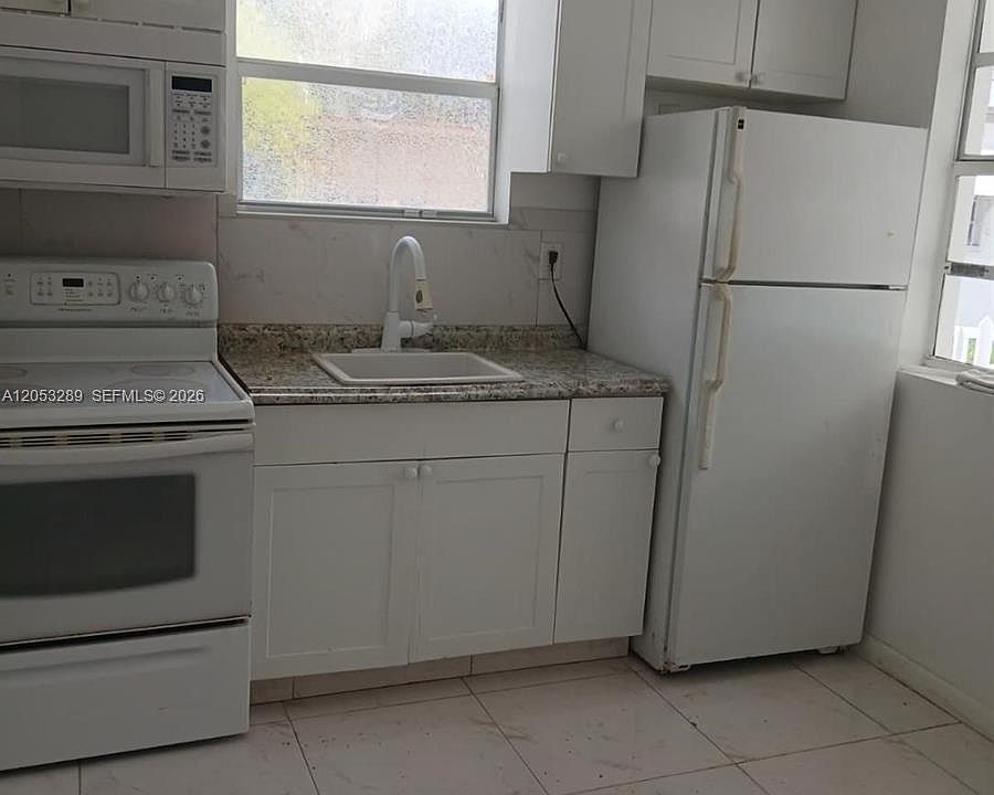 2nd image of 2311 NE 135th Ter