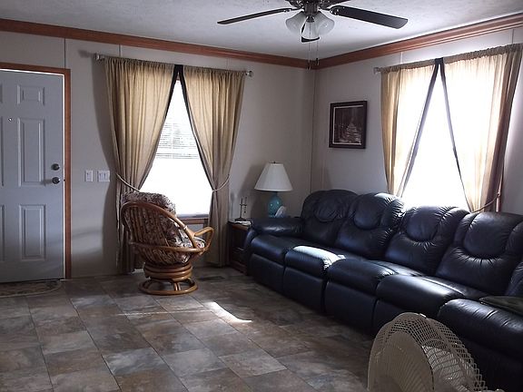 5th image of 299 Webb Pierce Road