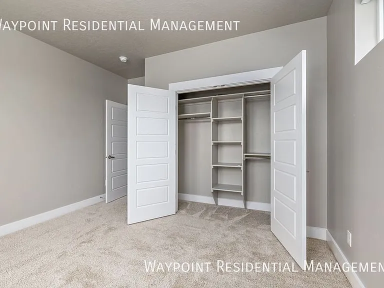 478 W Oak View Dr — Photo 36