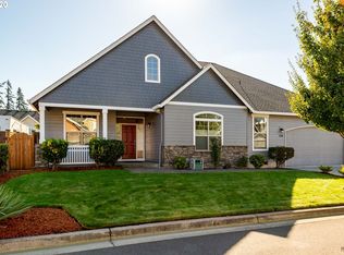 120 Waterstone Dr, Eugene, OR 97404