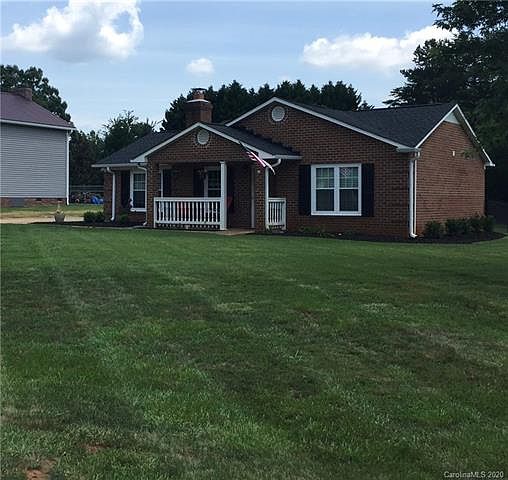 1st image of 7406 Summitt Dr #26