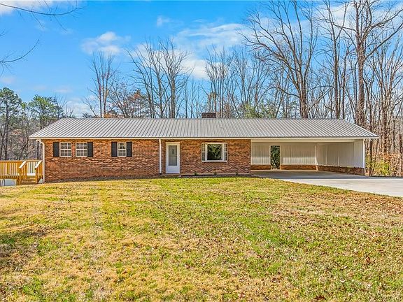 4th image of 435 Seven Island Rd