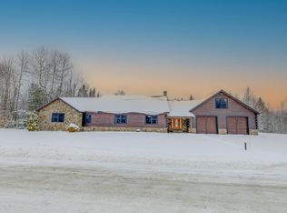 84 Ruth Rd, Carroll, NH 03598