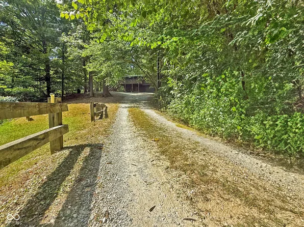 8584 Old Haggard Rd, Morgantown, IN 46160