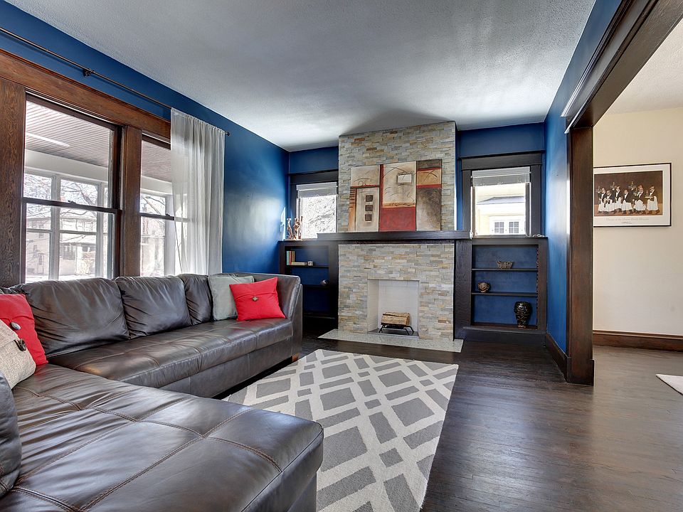 Stunning Newly updated Fireplace!