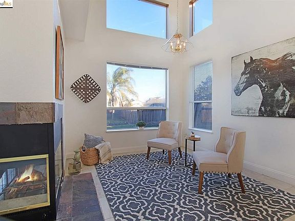 4th image of 4917 Willowbrook Way