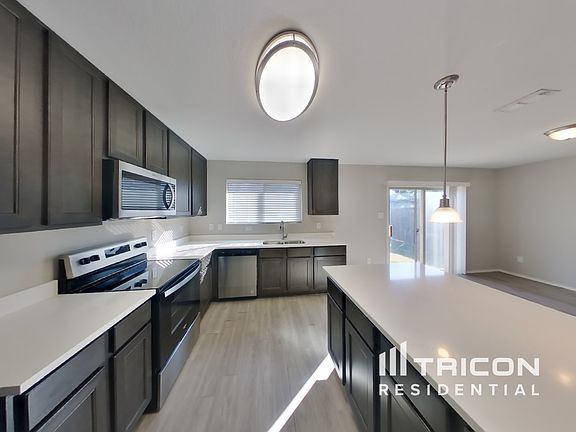 4th image of 6221 Topsail Dr