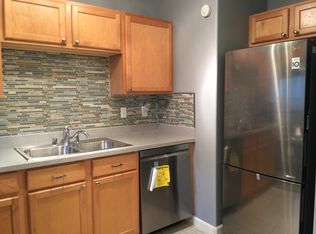 25 Apuhihi Ln APT 16F, Kihei, HI 96753