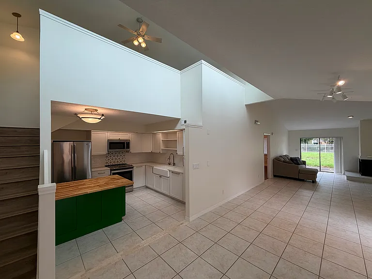 8440 Tangelo Tree Dr — Photo 5