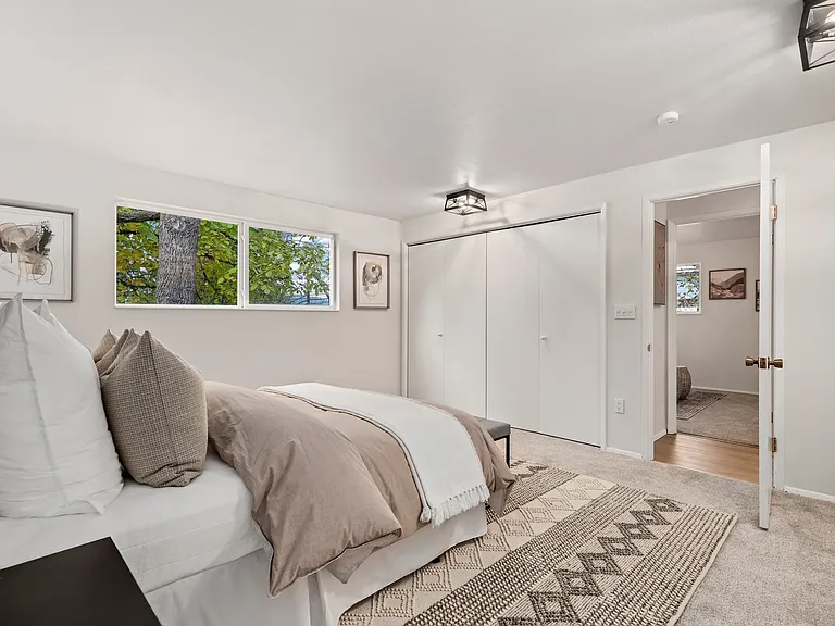 3601 NE 145th St — Photo 17