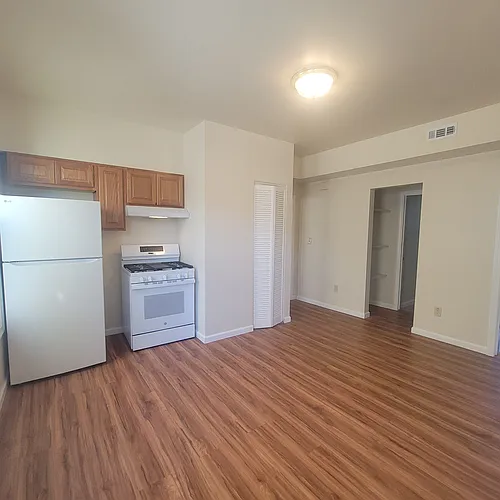 138 Carlisle St #2 Photo 1