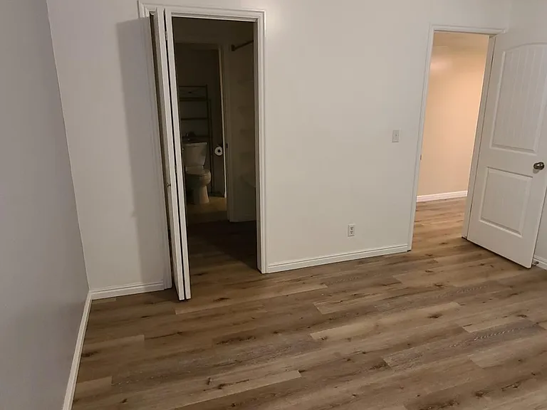 335 Peach Ln — Photo 15