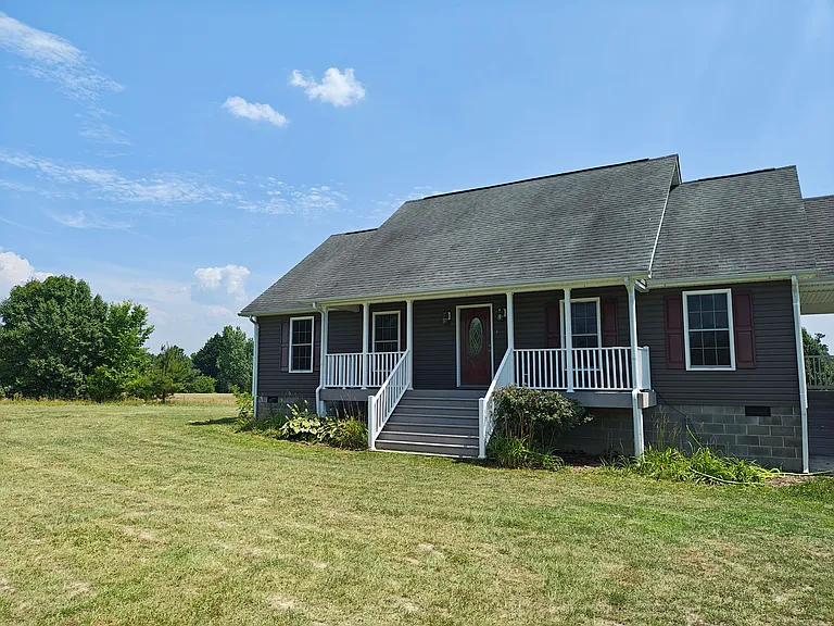 2913 Jennings Town Rd — Photo 1