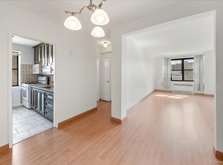 25-40 Union Street #3F, Flushing, NY 11354