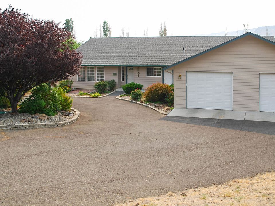 1st image of 13735 Old Naches Hwy