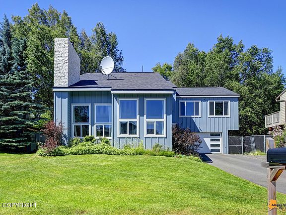 2nd image of 9600 Albatross Dr