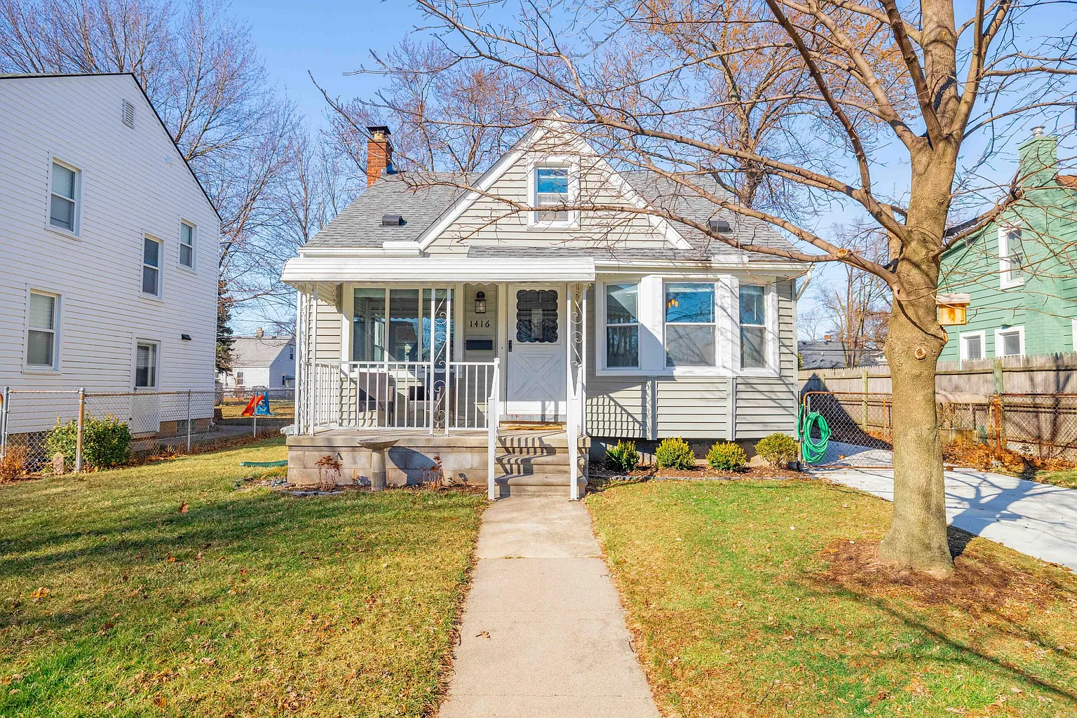 1416 Pearson St photo 1