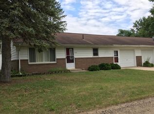 1114 Sunset Dr, Holly, MI