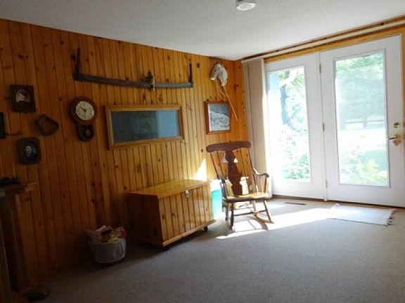 3rd image of 84688 310th St