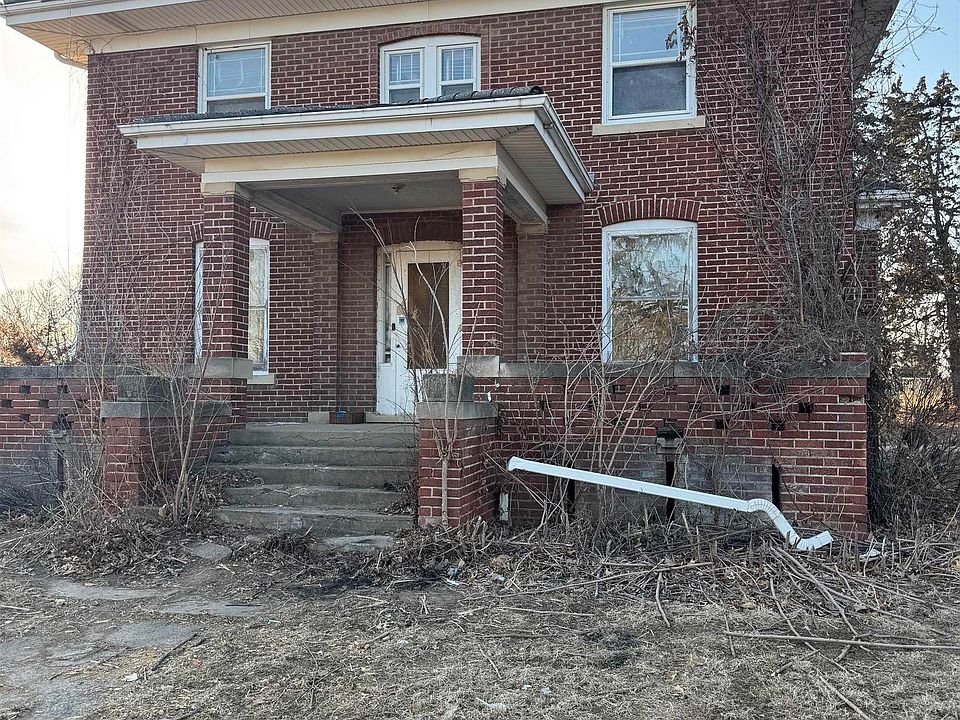 5224 N 52nd St, Omaha, NE 68104 | Zillow