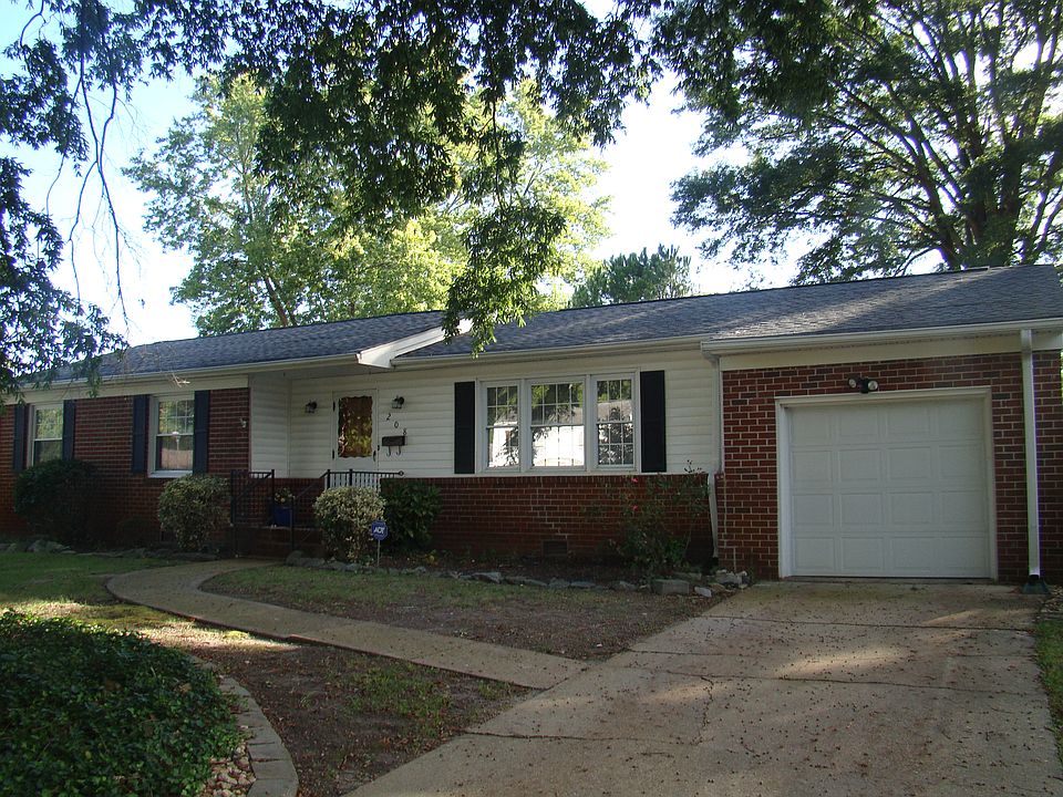 1st image of 208 Windsor Woods Ct