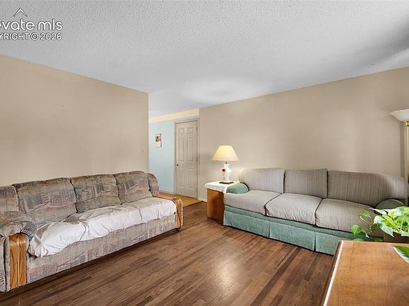 3rd image of 2206 Olympic Dr