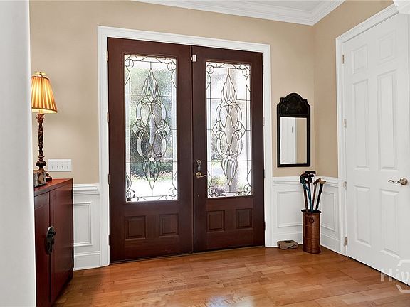 4th image of 13 Breckenridge Lane