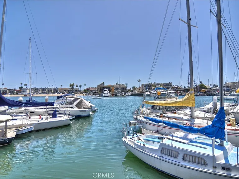 226 La Jolla Dr — Photo 32