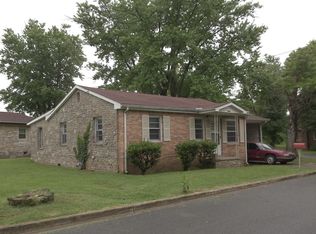 1012 McDonald St, Fayetteville, TN 37334