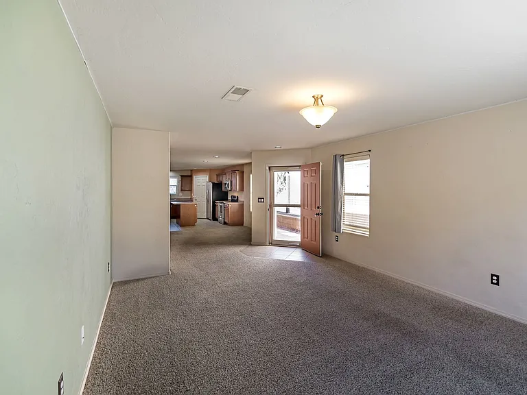 2637 Las Alturas Ct — Photo 5