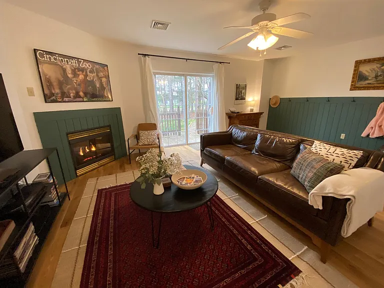 727 Linnet Ln — Photo 24