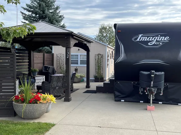 1205 N Country Club Dr #132, Deer Park, WA 99006