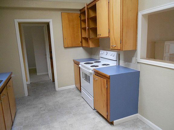 5th image of 1212 Stillwell St NE