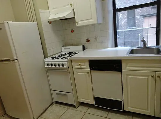 Rented by Charie Properties LLC | media 11