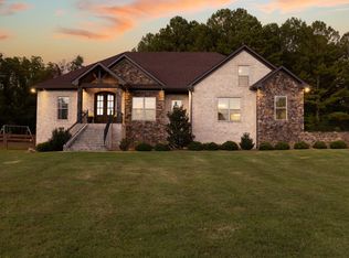 5411 N Mount Pleasant Rd, Greenbrier, TN 37073