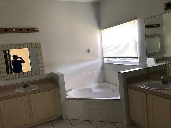 4th image of 2132 Blackstone Landing Dr