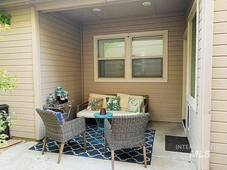 3953 N Park Crossing Ave — Photo 23