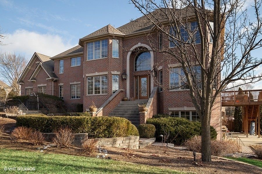 1st image of 200 Lori Ct