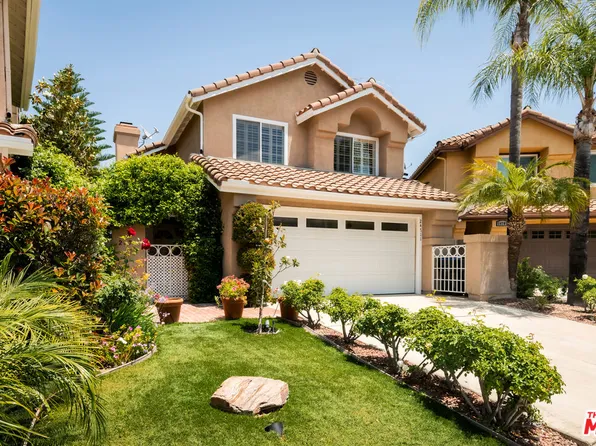 24711 Via Madera, Calabasas, CA 91302