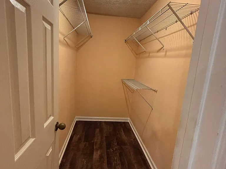 Walk in closet