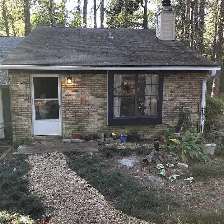1st image of 375 Whetherbine Way E