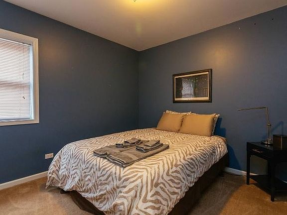 Queen beds in both rooms