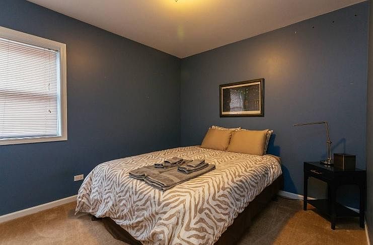 Queen beds in both rooms