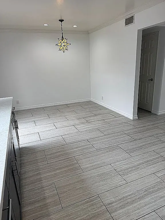 3 bed, 1.5 bath, 1269 sqft, $3,850 — Photo 4
