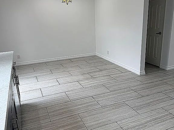4th image of 6511 Wystone Ave Unit 3