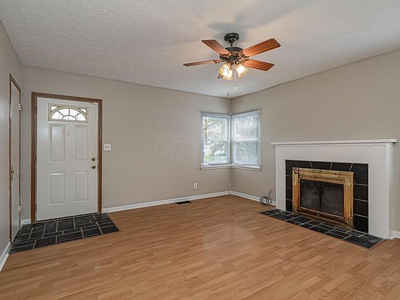 4th image of 1855 W Mound St