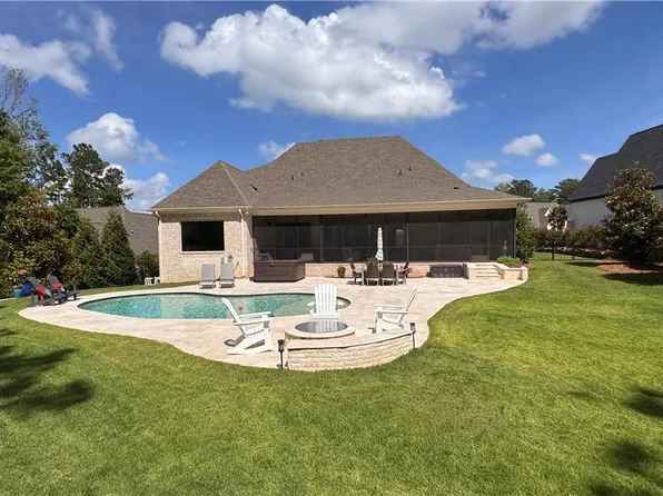 1818 Yarbrough Farms Blvd, Auburn, AL 36830