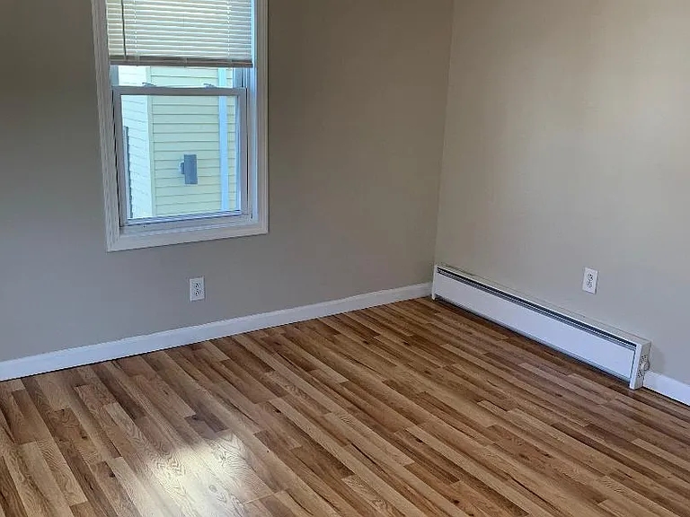 34 Shamrock St #2 — Photo 12