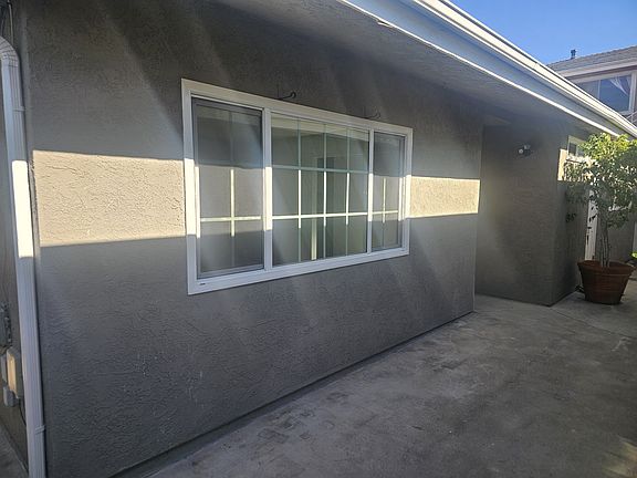 5th image of 4222 W 120th St APT B