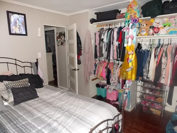 wichita-kansas-443846070 picture